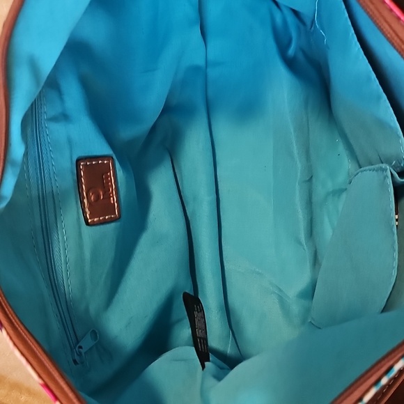 Plum By Latique Cross-Body Bag or Handbag - Picture 14 of 16